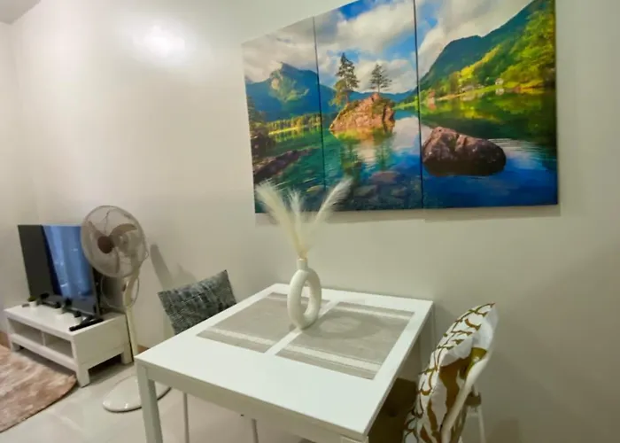 Shore 3 Tower 2 Casas Estellas Staycation * Manila